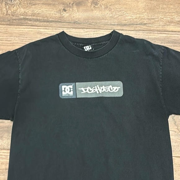 Vintage Other - Vintage Y2K DC Shoe Co Logo Skate T Shirt Size Medium